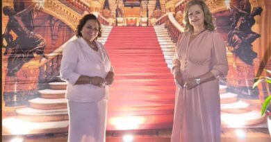 Coautoras dos livros “Ela com Elas” participam do lançamento na Academia Mato-grossense de Letras