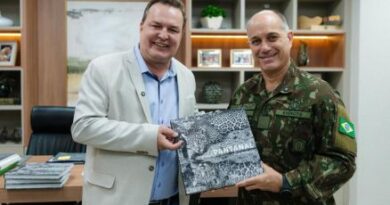 Max Russi recebe Comandante Militar do Oeste para estreitar laços institucionais