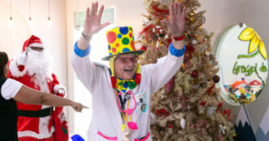 Secretaria de Integração Social e Cidadania entrega brinquedos na ala infantil no HCanMT