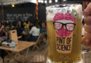Ciência ocupa bares de Cuiabá no Pint of Science 2026